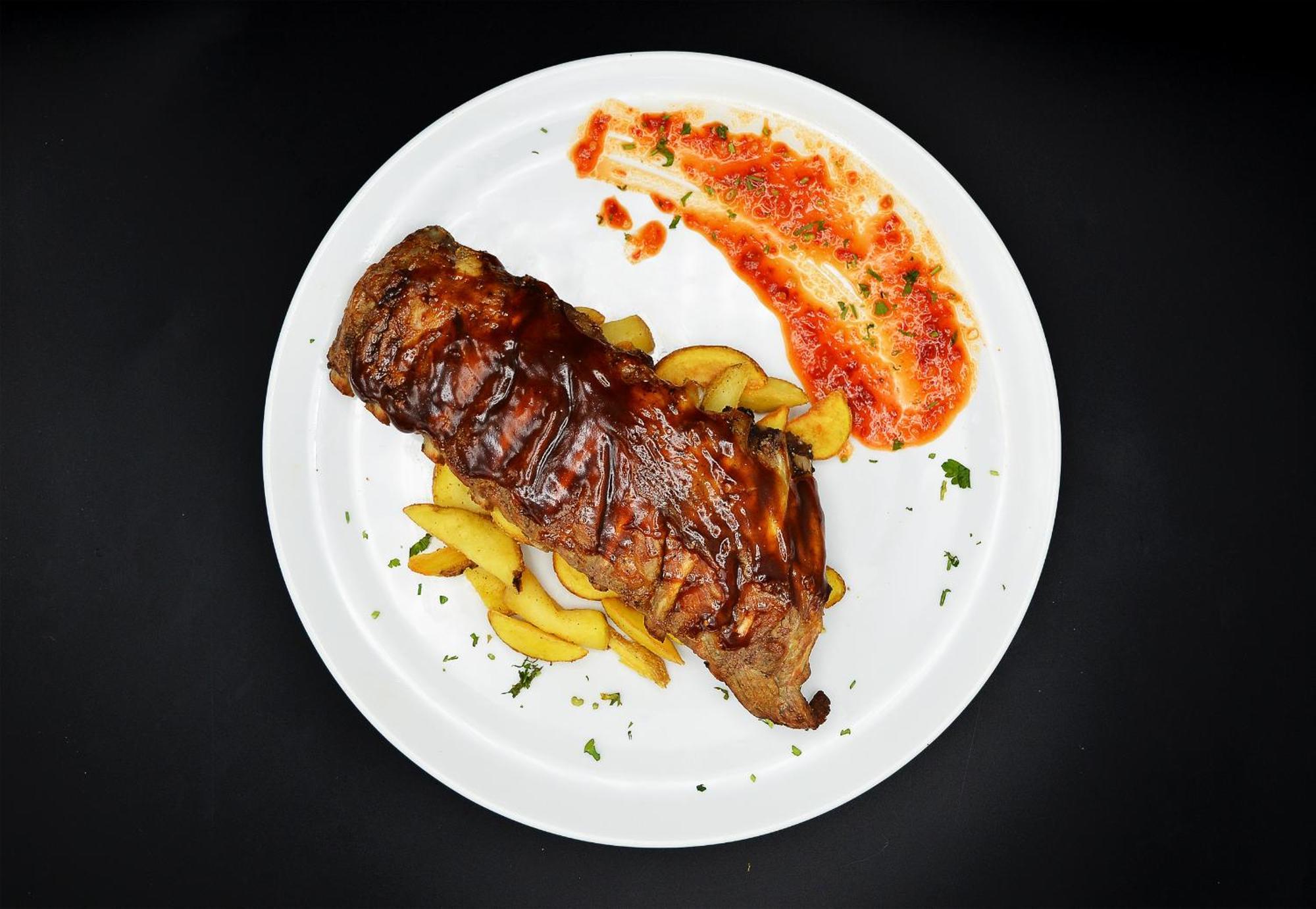 Pensiune & Restaurant Victoria Păltiniş エクステリア 写真